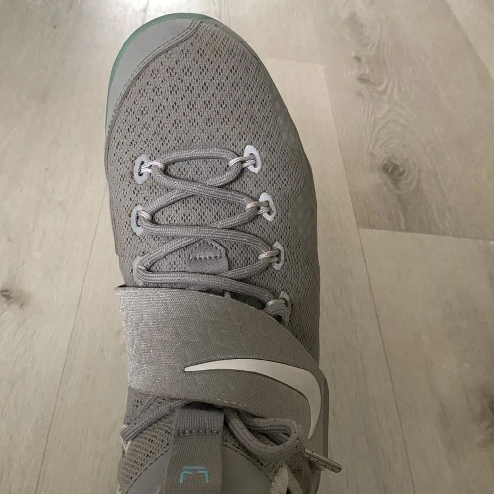 Nike LeBron‎ 14 MAG Sneakers